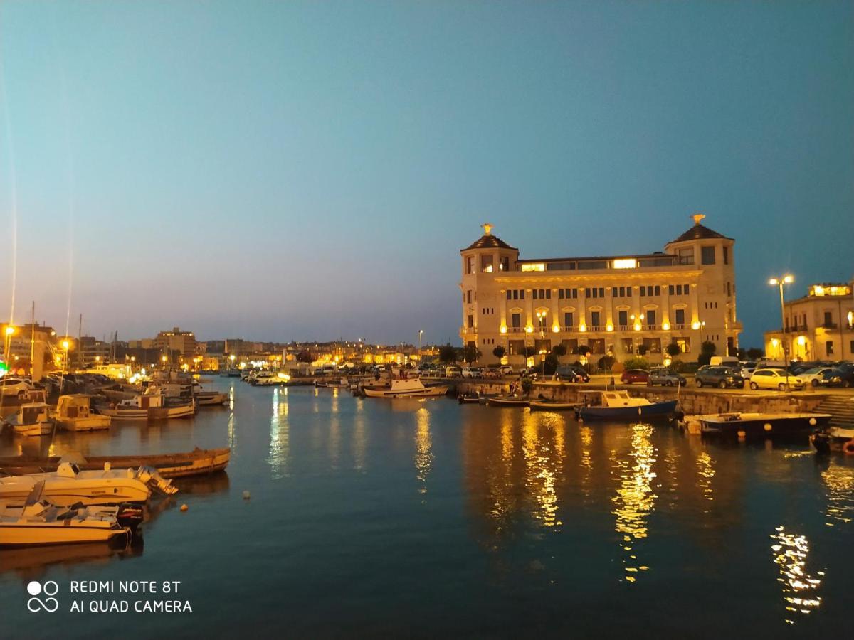 Ai Tintori Di Ortigia Villa Syracuse ภายนอก รูปภาพ